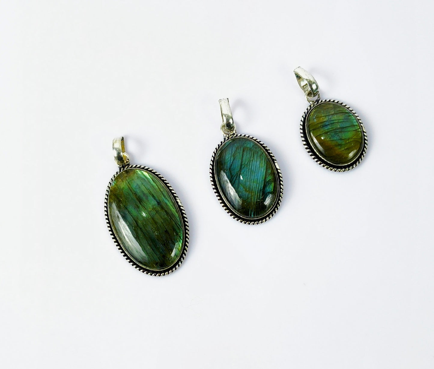Labradorite pendant