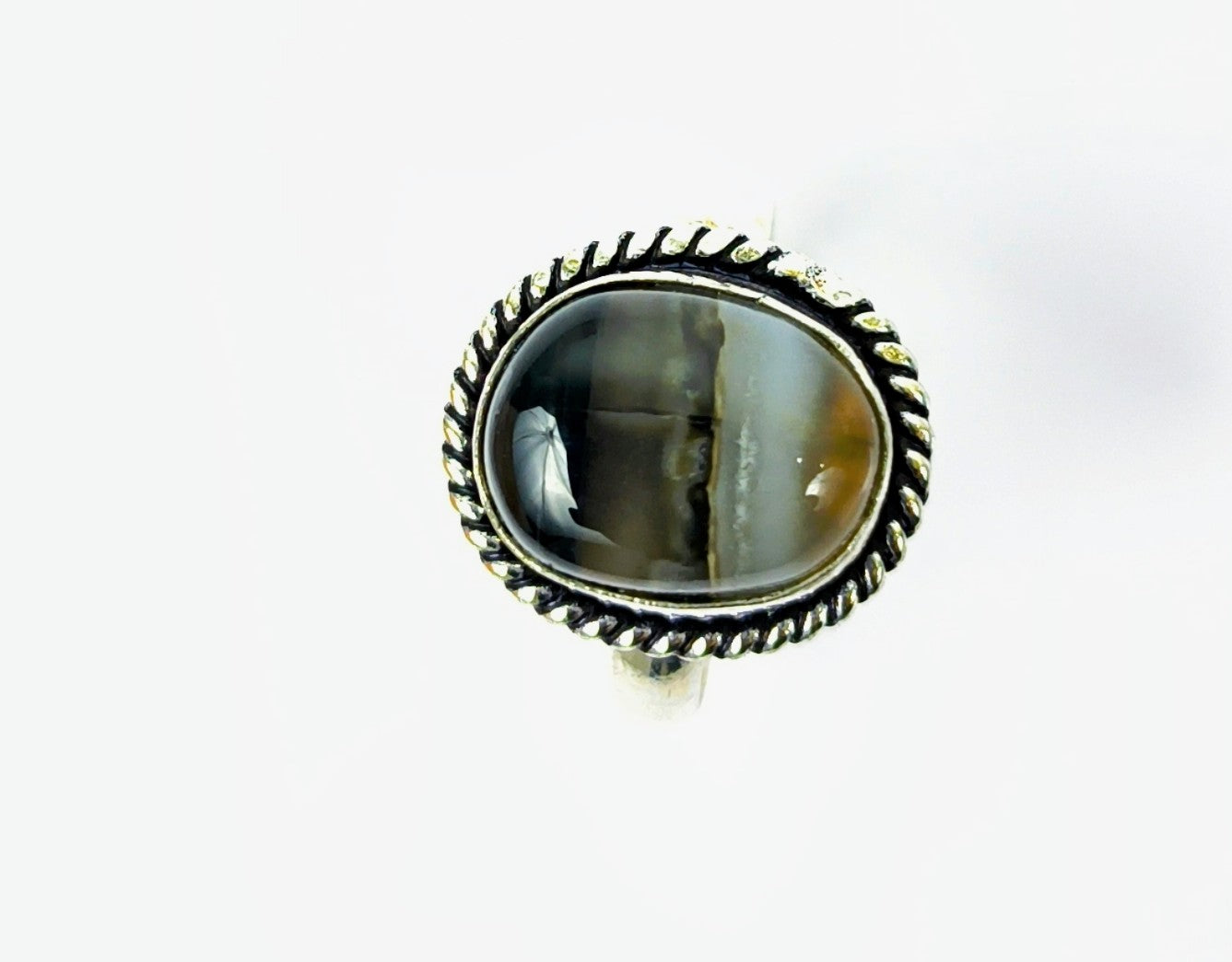 Black sulemani oval shape ring