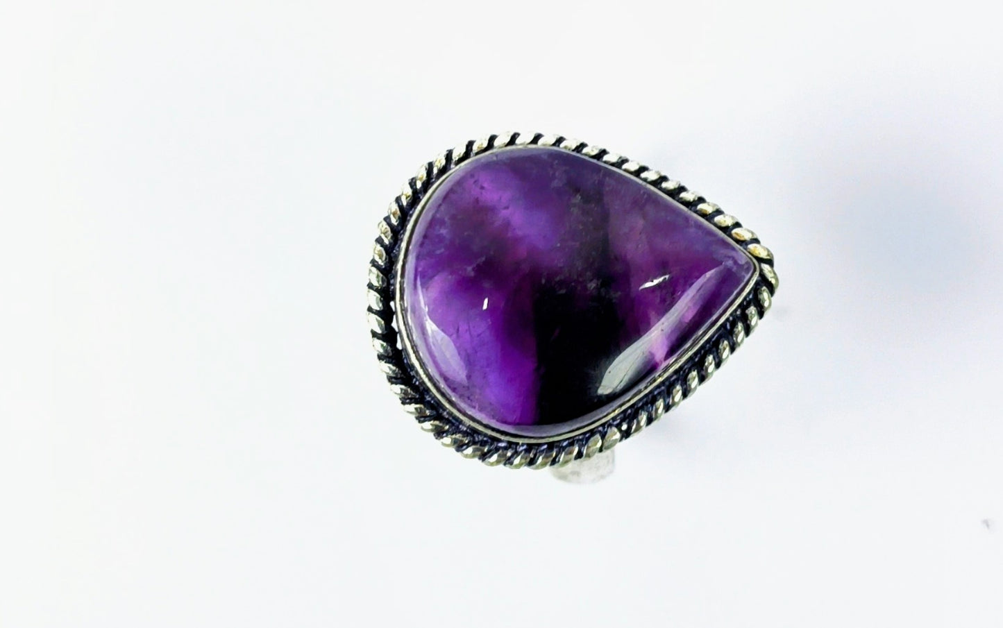 Amethyst ring