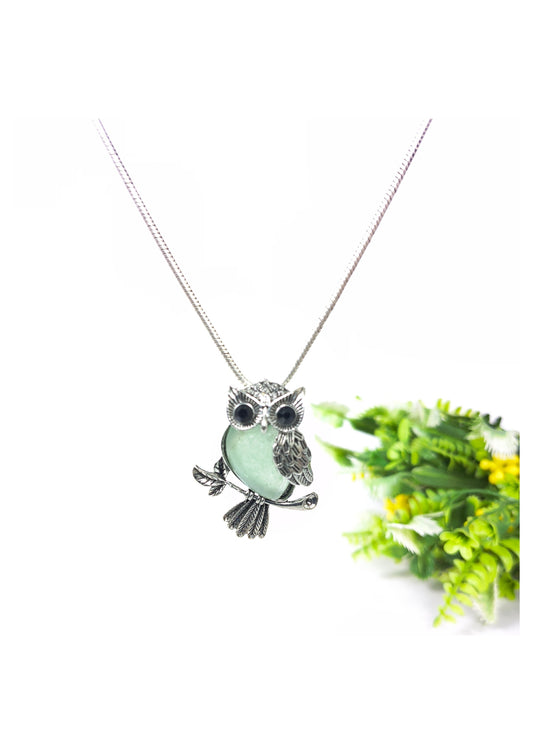 Green aventurine owl pendant