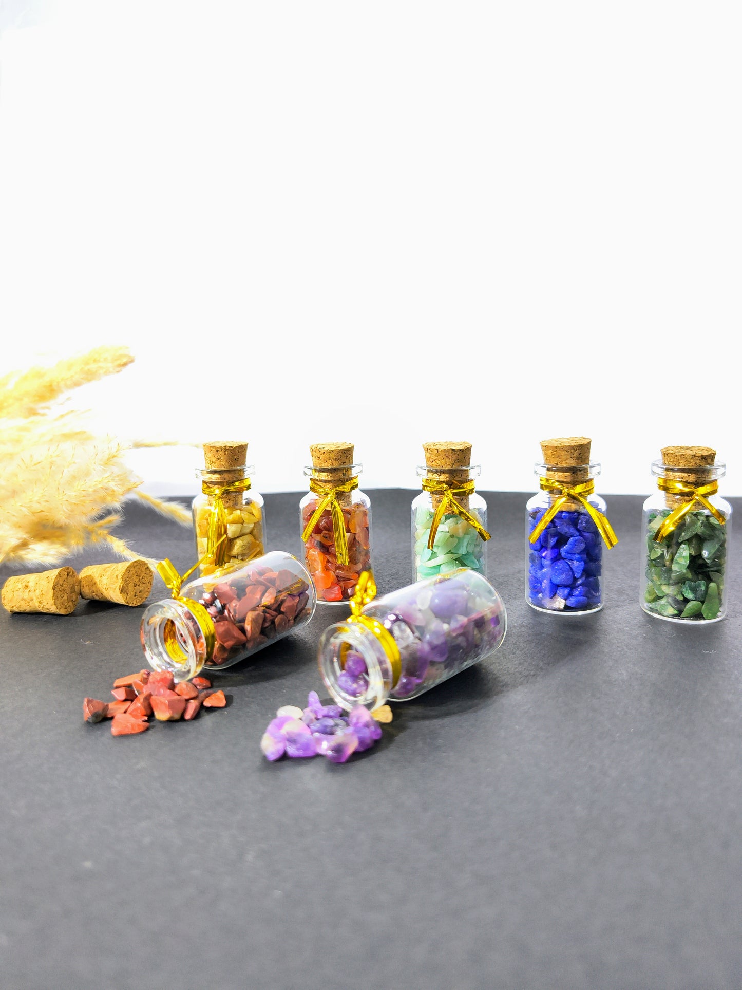 Crystal chips bottle set